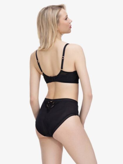 W26-0815-04-RGM-LY-04-Full-Body
